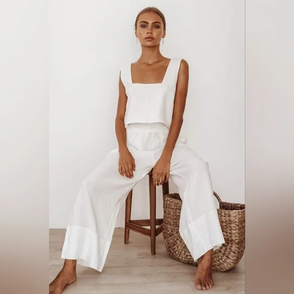 White 2-Piece Suit - Picture 1 of 1